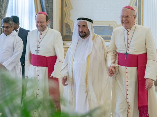 sheikh-sultan-with-catholic-church-delegation-1663412516906